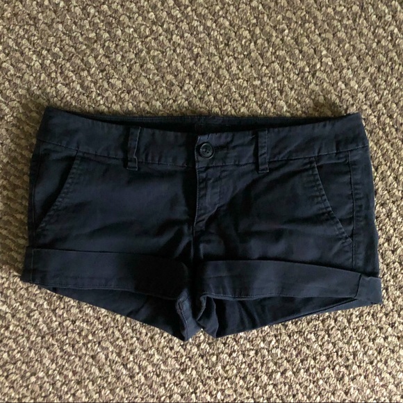 ❤️3/$30 AEO navy blue shorts - Picture 1 of 4
